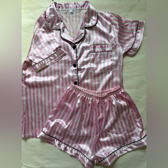 Other - Two Piece Set Silky Pajamas EUC Shorts Button Up Top Matching Pink White Striped